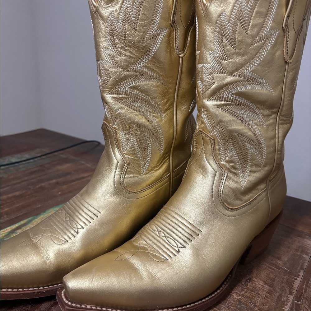 Tecovas Sadie Gold Western Cowboy Boots